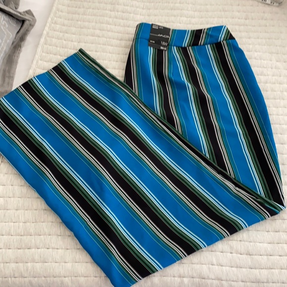 Lane Bryant Suite Pants and Jacket Size 18 - Picture 2 of 5